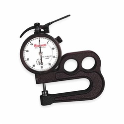 Starrett 1015A Portable Dial Hand Gage, 1/2 in, Graduations: 0.0005 in, 1/4 in Dia Flat Contact, 2-1/2 in D Throat